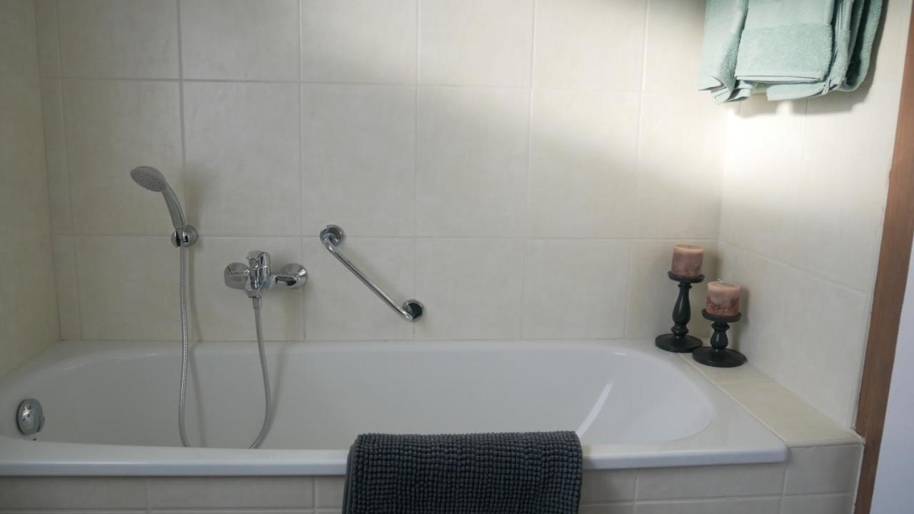 Modernisierte Ferienwohnung Im Schoenen Sauerland Meschede Extérieur photo