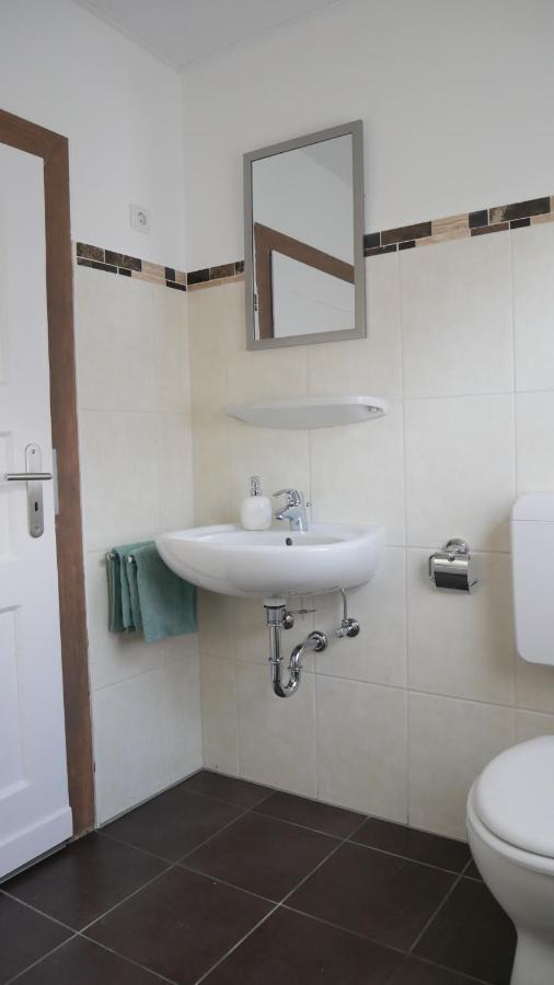 Modernisierte Ferienwohnung Im Schoenen Sauerland Meschede Extérieur photo